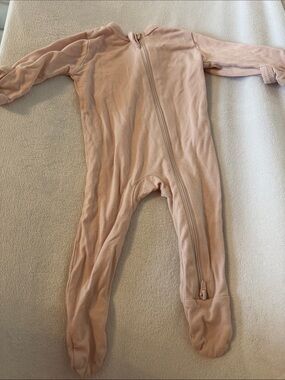 Kyte BABY Blush Pink Footed Zipper One-Piece